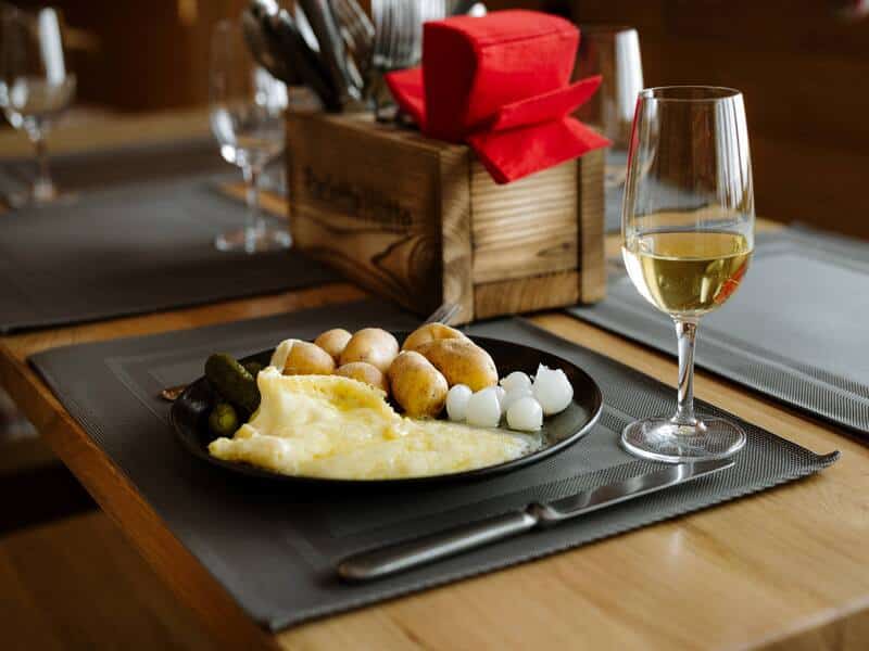 Weinseminar mit Raclette Genuss